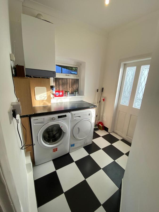 Central Stratford Cozy Double Room London Exterior photo